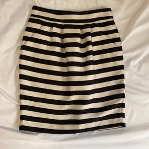 Banana Republic Striped Pencil Skirt Size 0